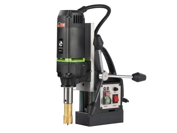 Eibenstock KBM35I Magnetic Core Drill Machine | 1050W power in a compact 10.5kg design| Drill 12β35mm holes up to 50mm deep in steel plates | 400 RPM.
